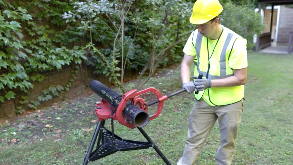 Klappbarer Rohrabschneider (Hinged Cutters™)